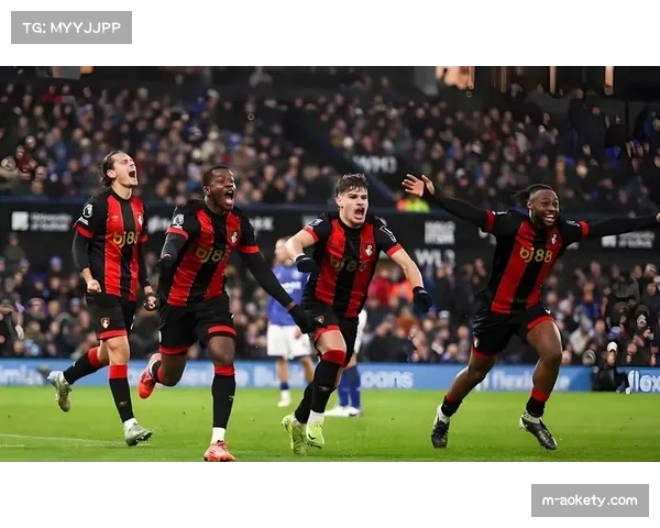 伯恩茅斯防守组织面临挑战 索莱尔腿筋受伤预计五月初方复出